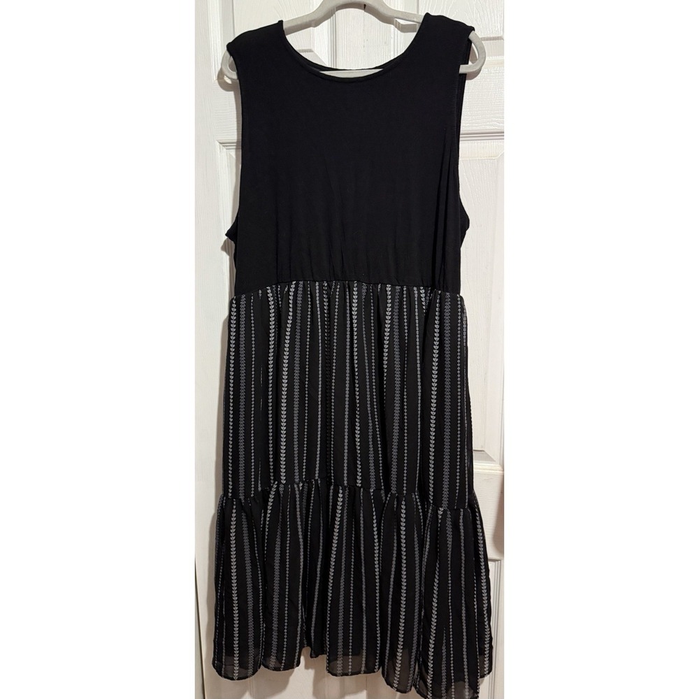 Torrid Super Soft black white knits size 4 tank dress plus 4x 26w
